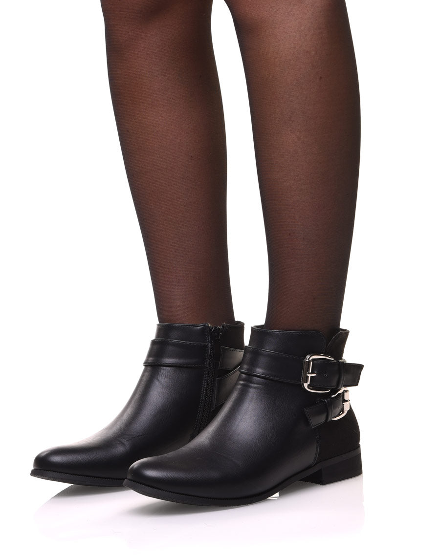Bottines noires plates lanières à sangles décoratives