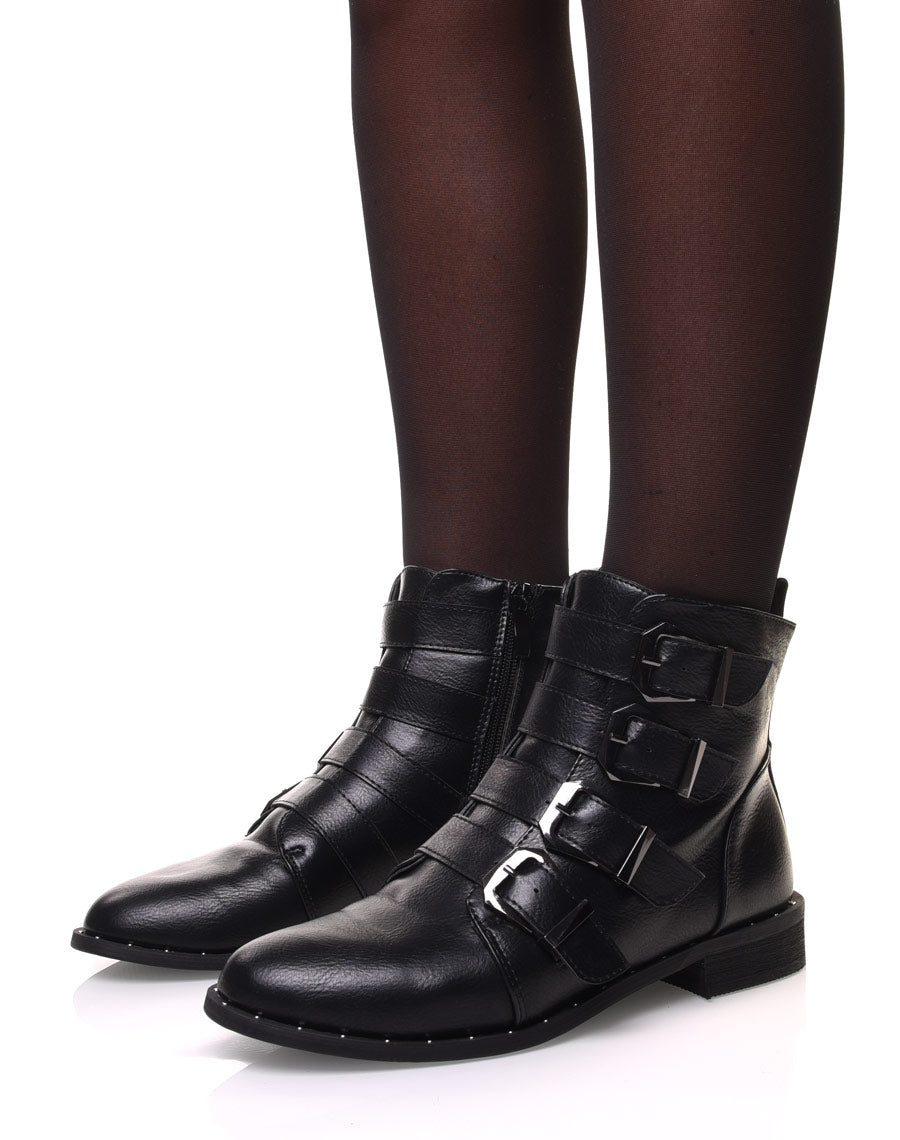 Bottines noires à sangles multiples et petits clous