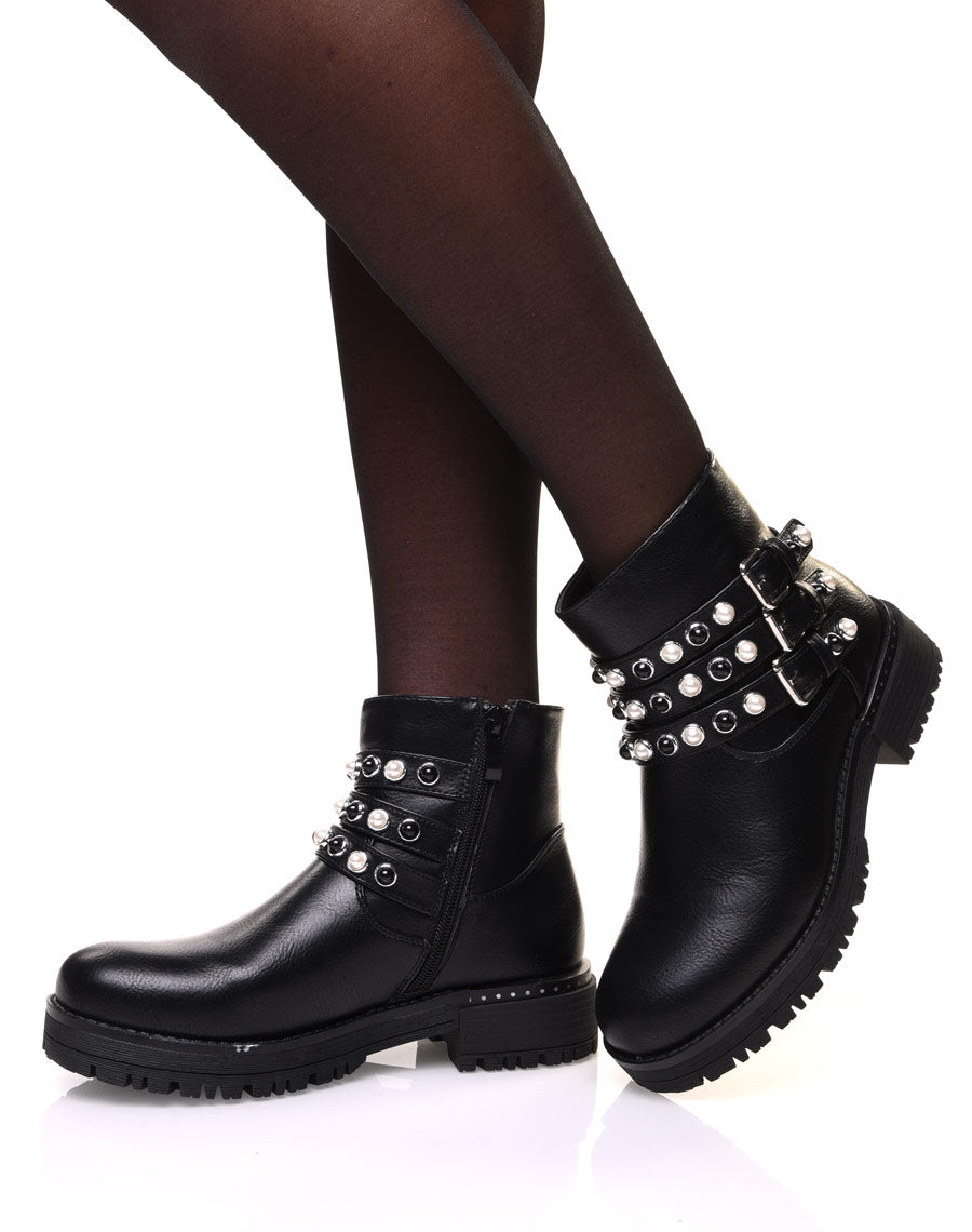Bottines noires à sangles perlées blanches & noires