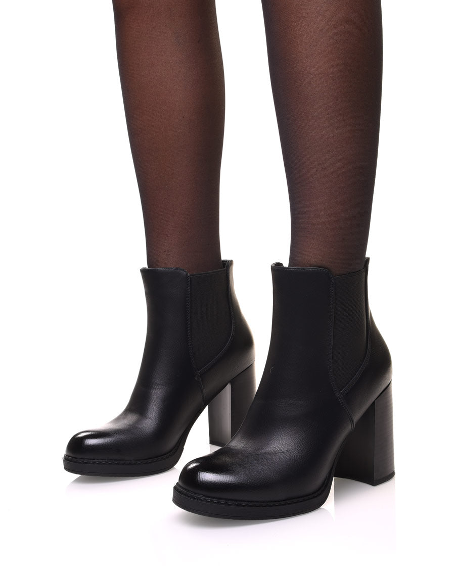 Bottines noires semi-montantes élastiques