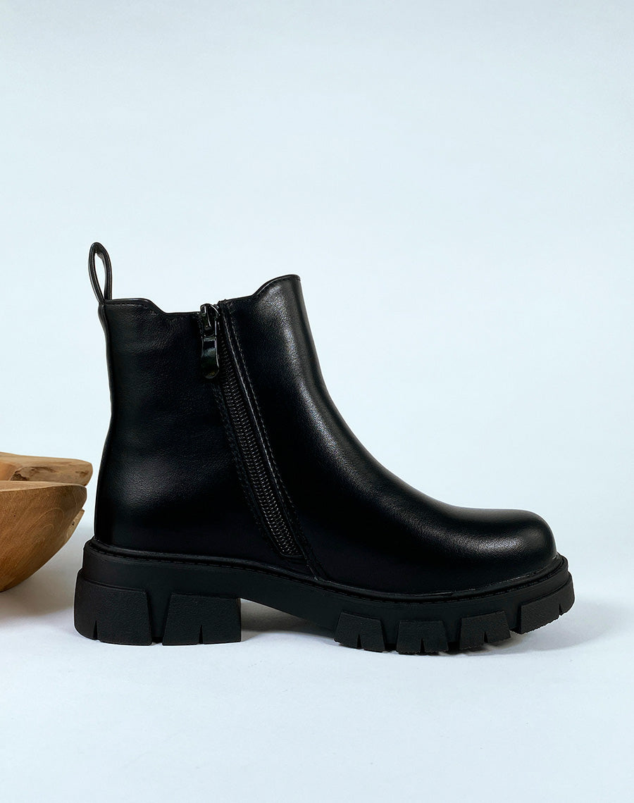Bottines noires style chelsea boots