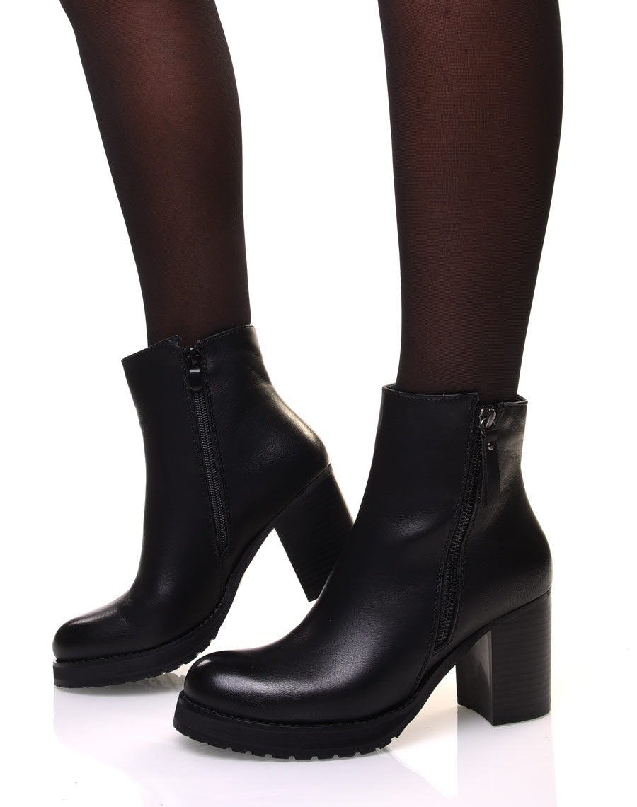Bottines noires à talons