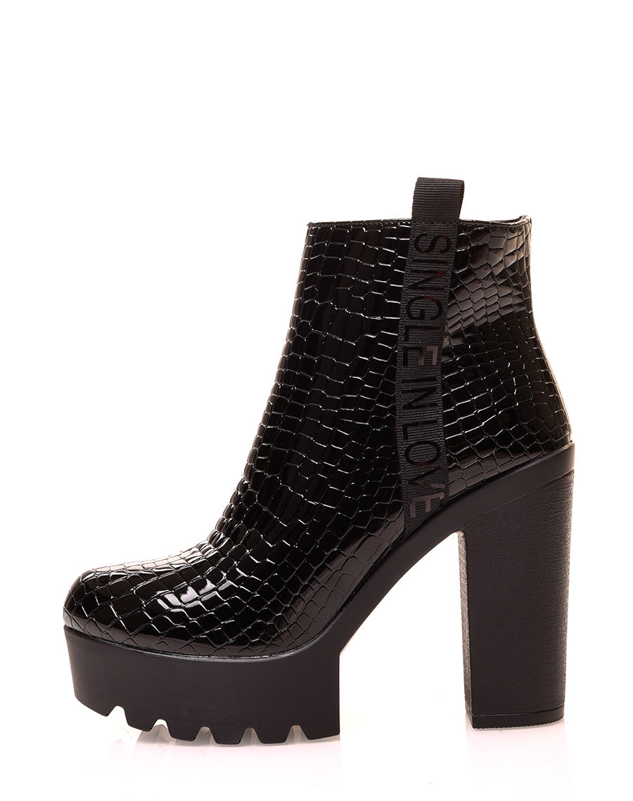 Bottines noires à talons à effet croco et à plateforme