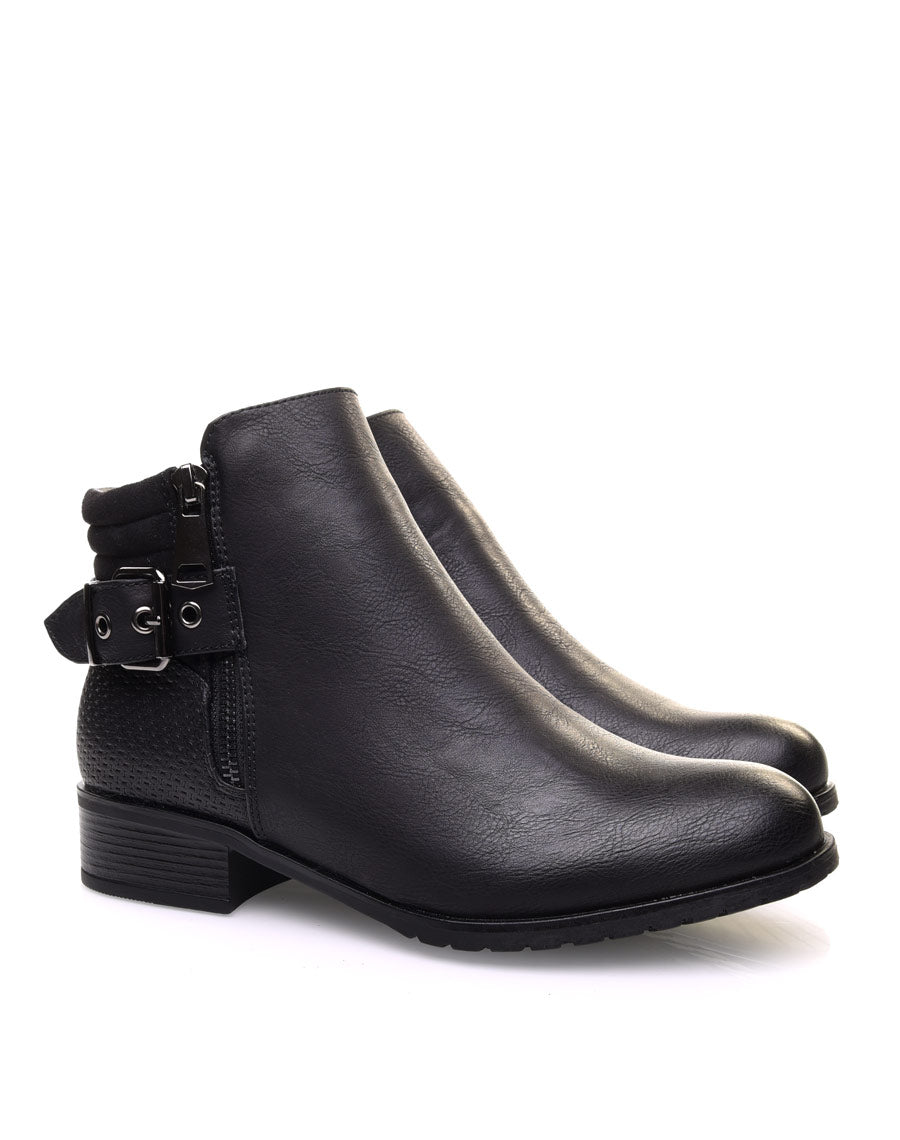 Bottines noires à talons et fermetures zippées