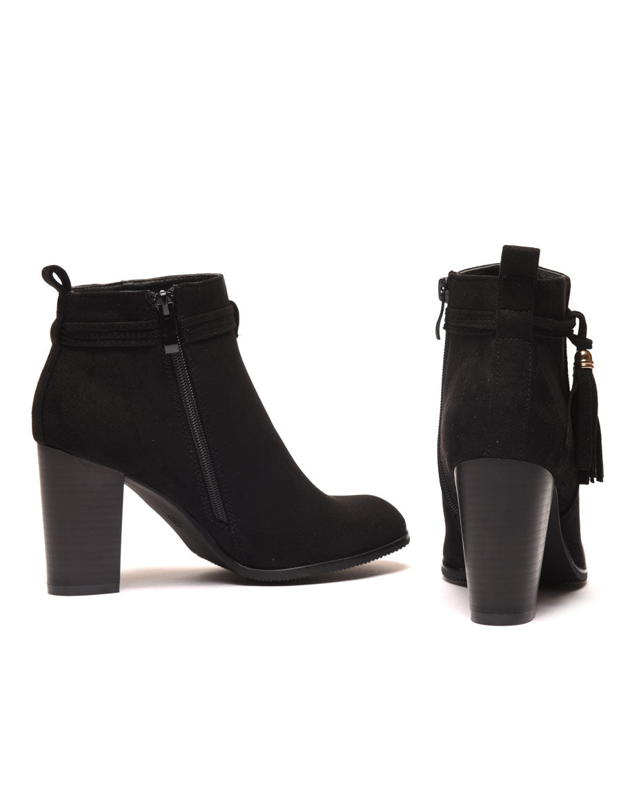 Bottines noires à talons & fines lanières