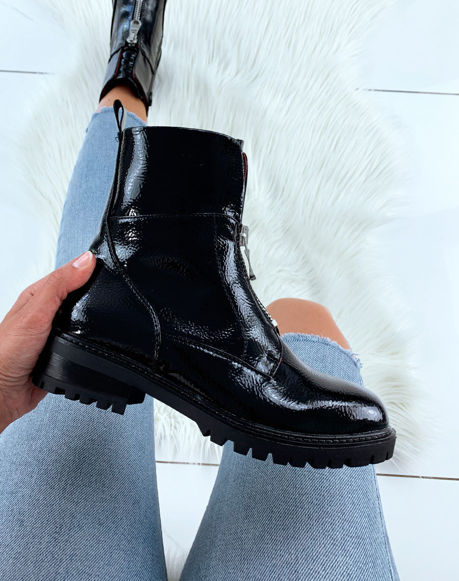 Bottines noires vernis à languette matelassé