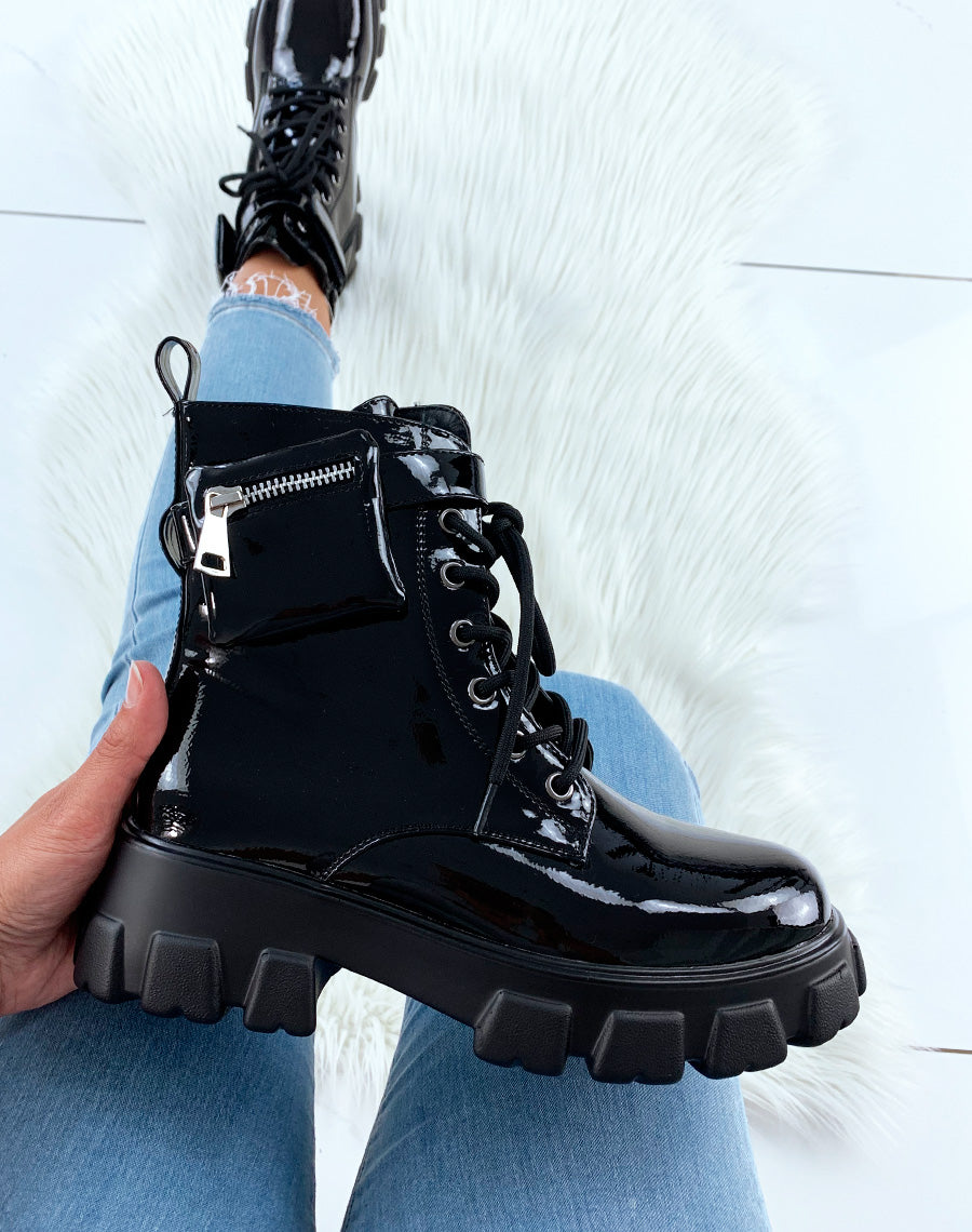 Bottines noires vernis à petite pochette