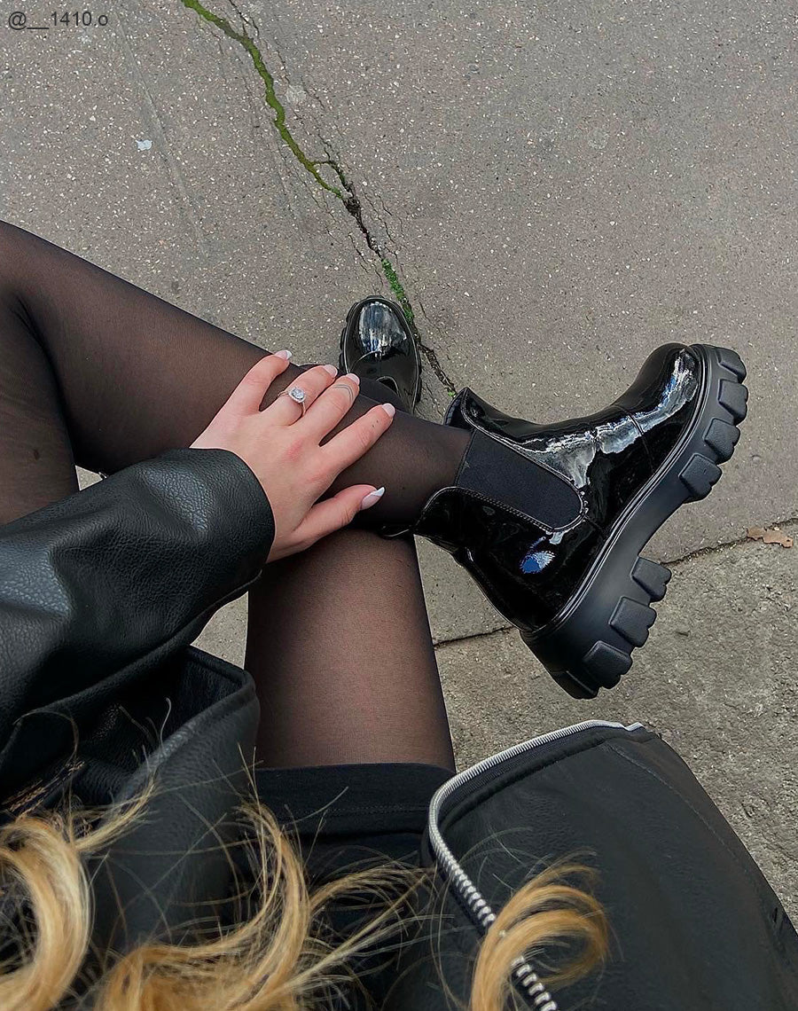 Bottines noires vernis à semelles plateformes