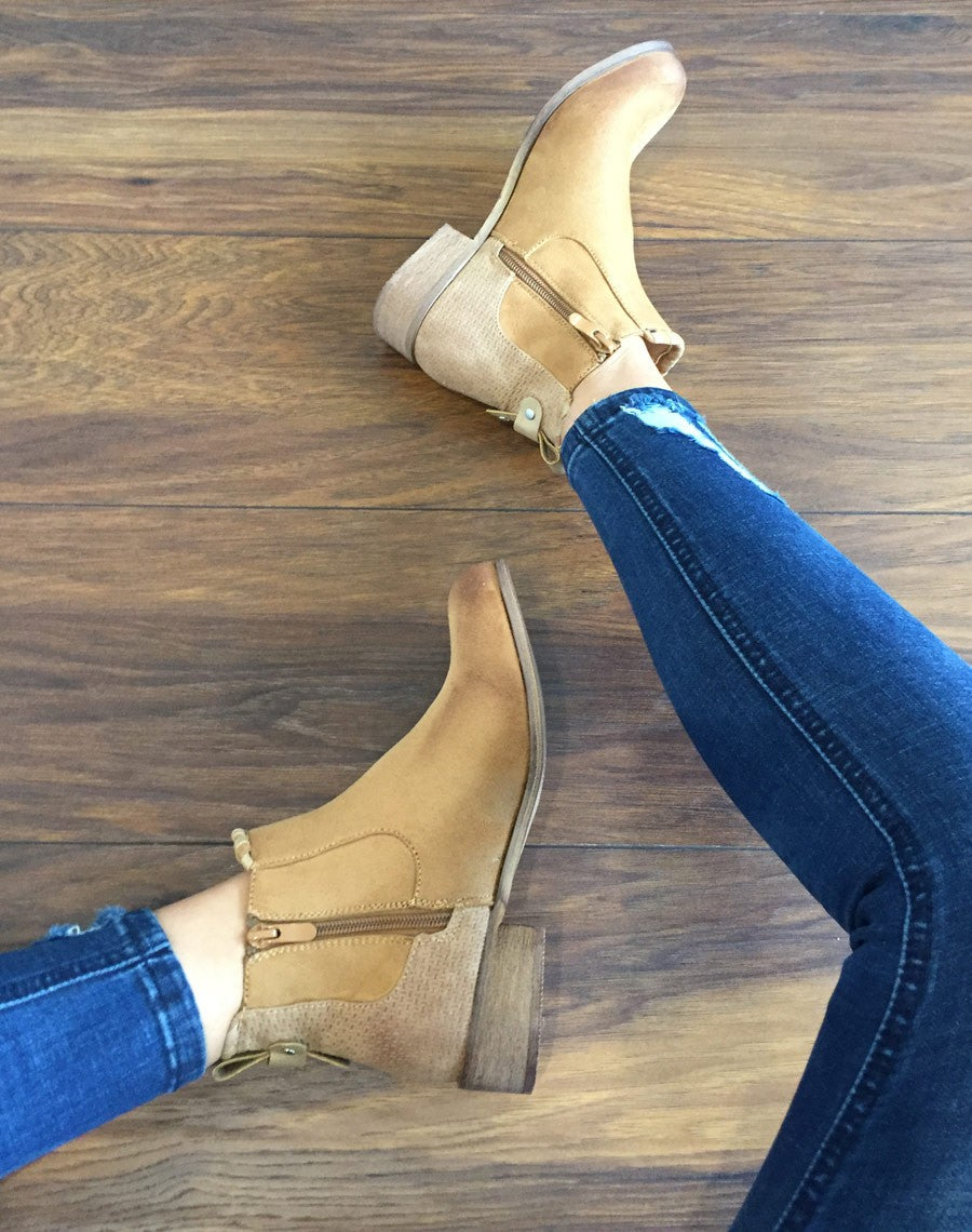 Bottines plates beiges bi matières à détails