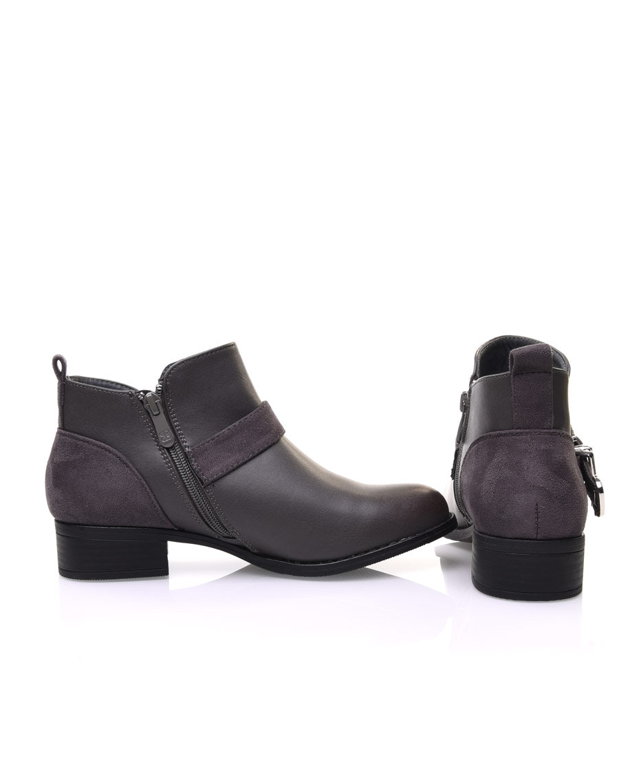 Bottines plates grises empiècements suédines