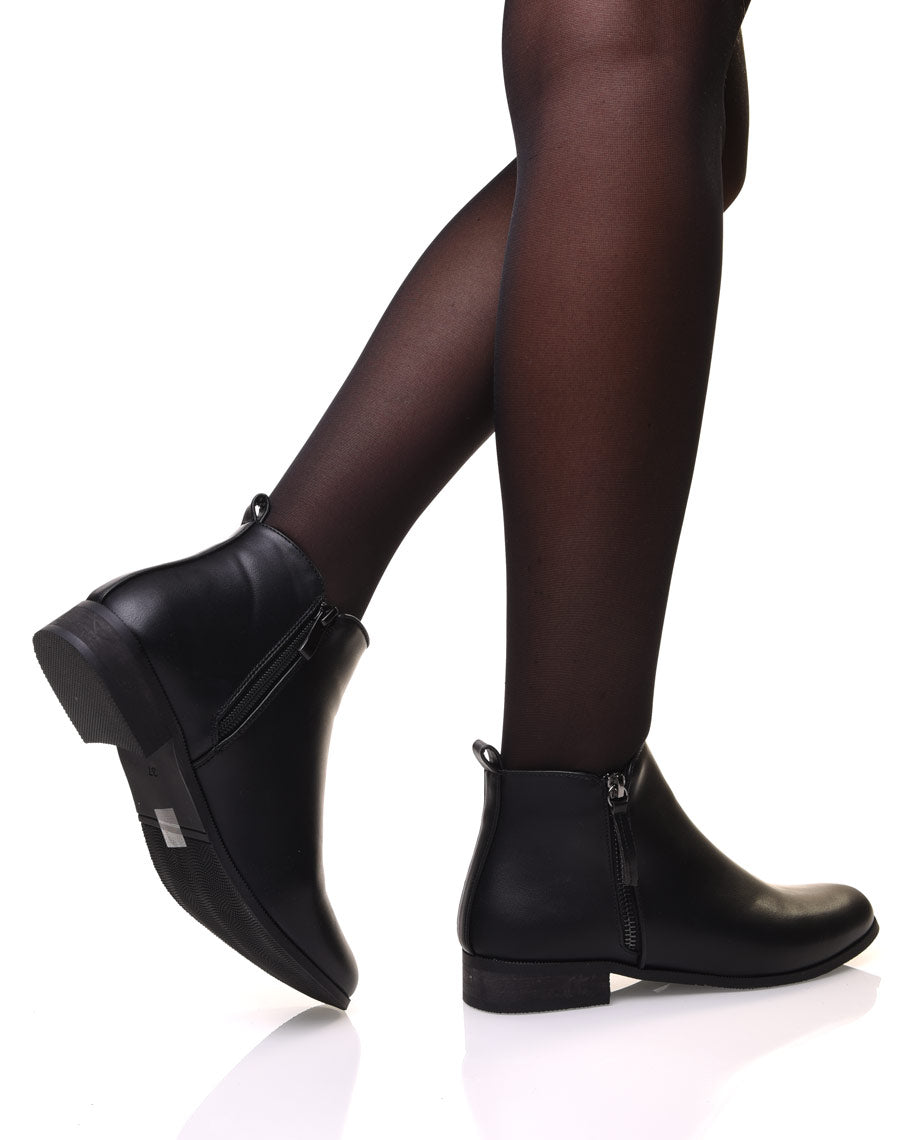 Bottines plates noires