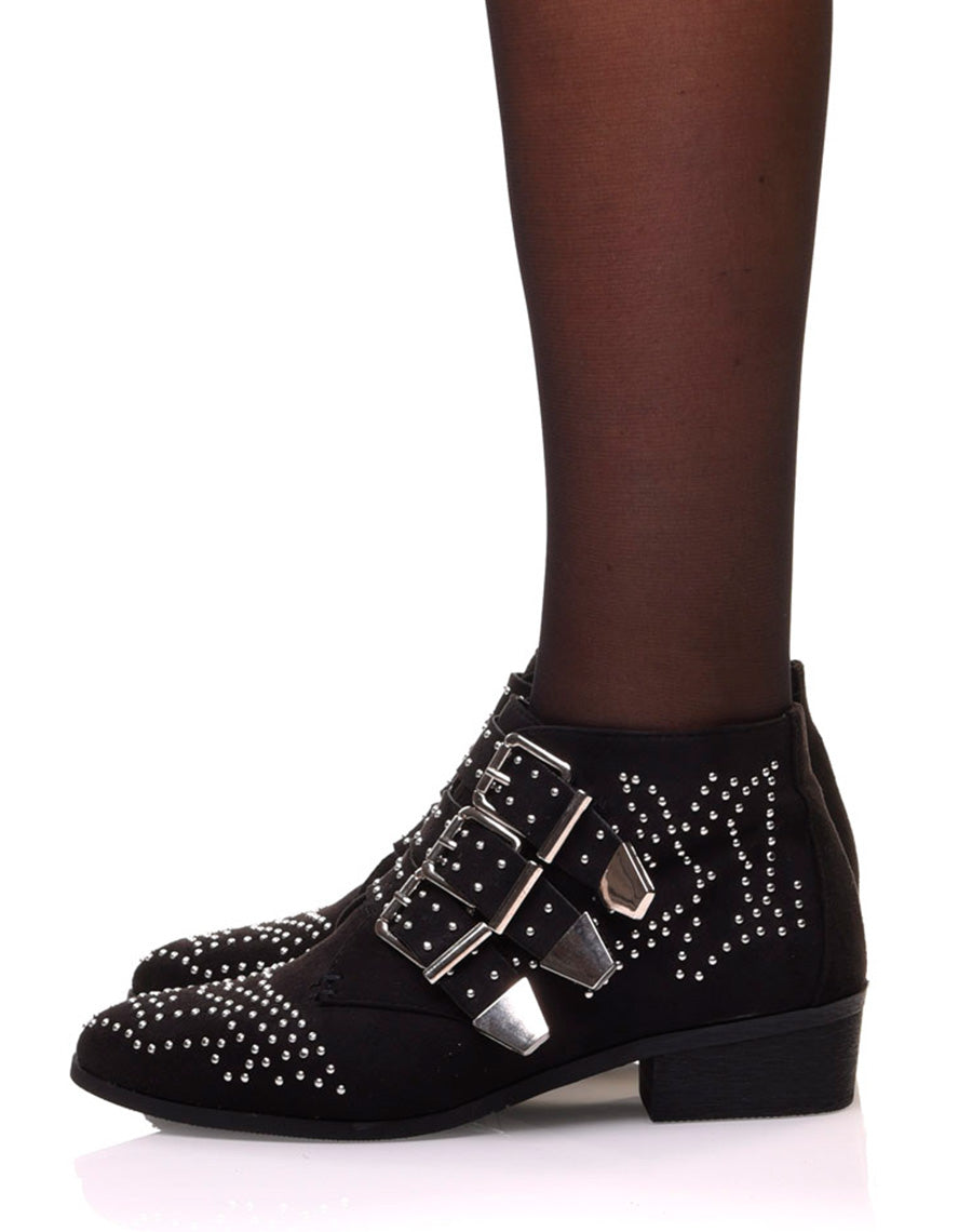 Bottines plates noires en suédine cloutées