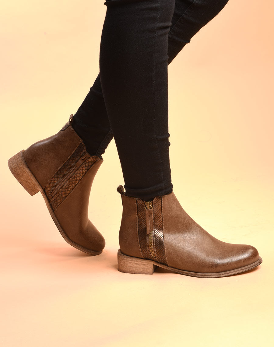 Bottines plates taupes avec motifs python