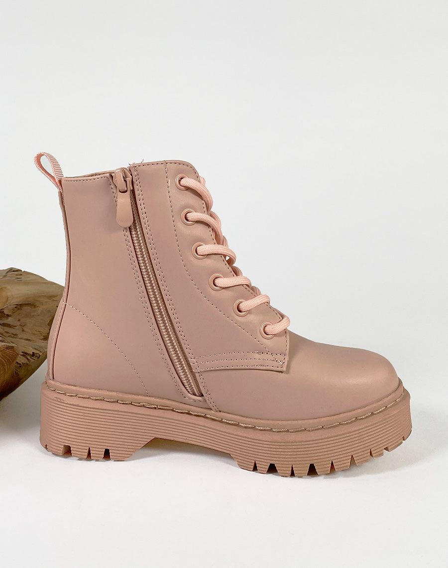 Bottines rose clair à lacets