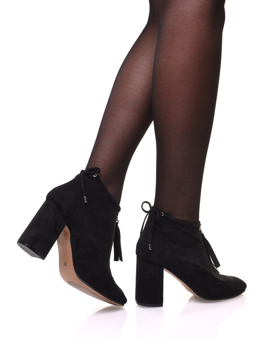 Bottines souples en suédine noires à talons hauts