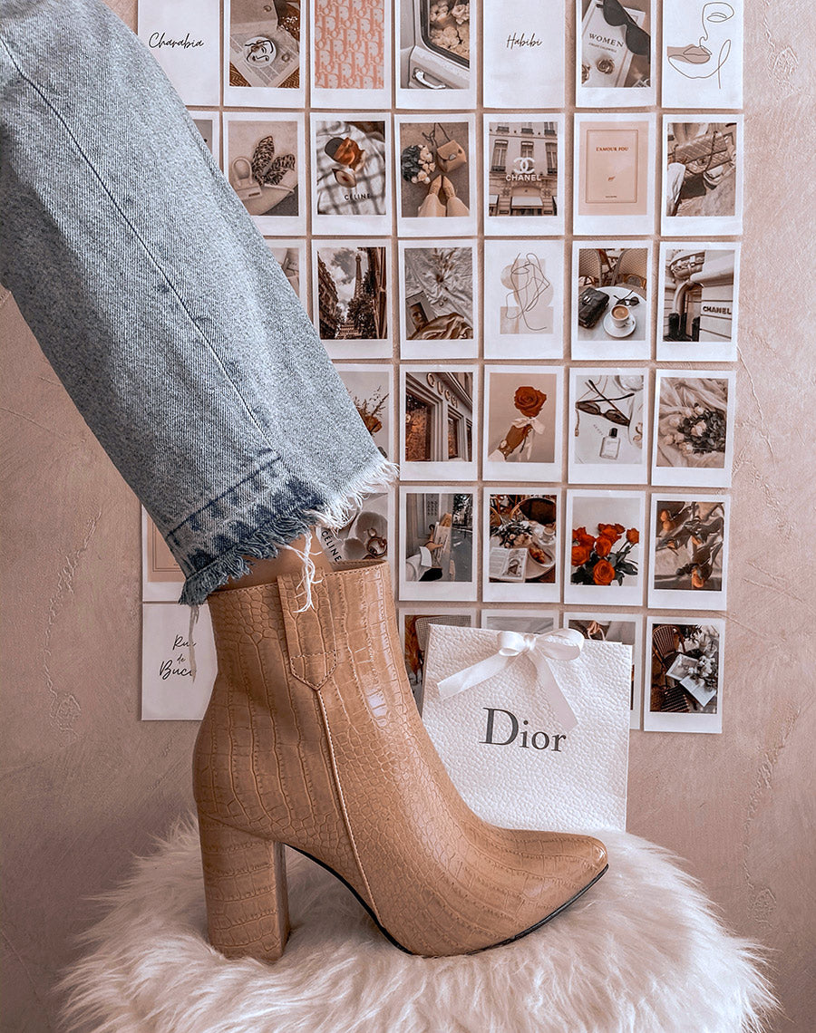 Bottines à talon effet croco beige à bout pointu