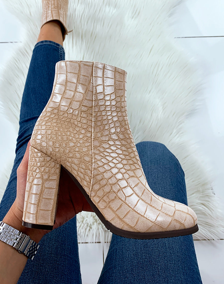 Bottines à talon effet croco beige à bout rond