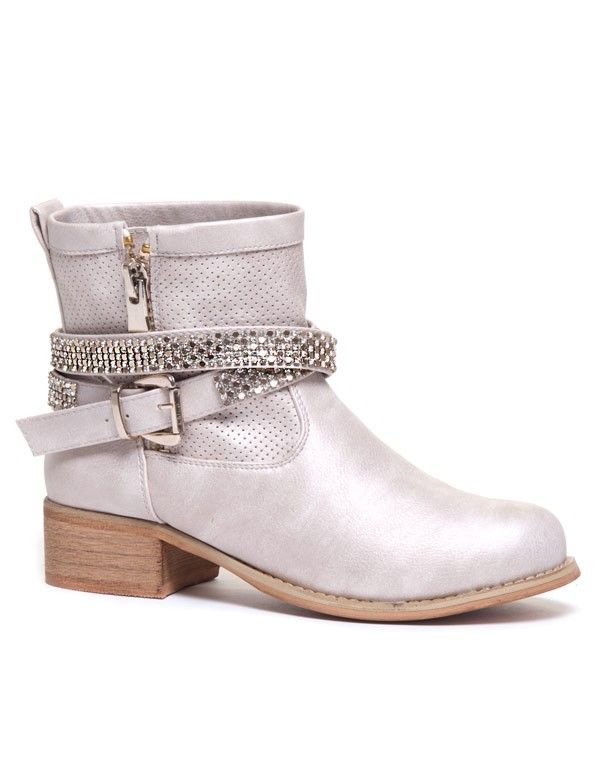 Bottines à talonnette beige avec des strass de chez Idéal