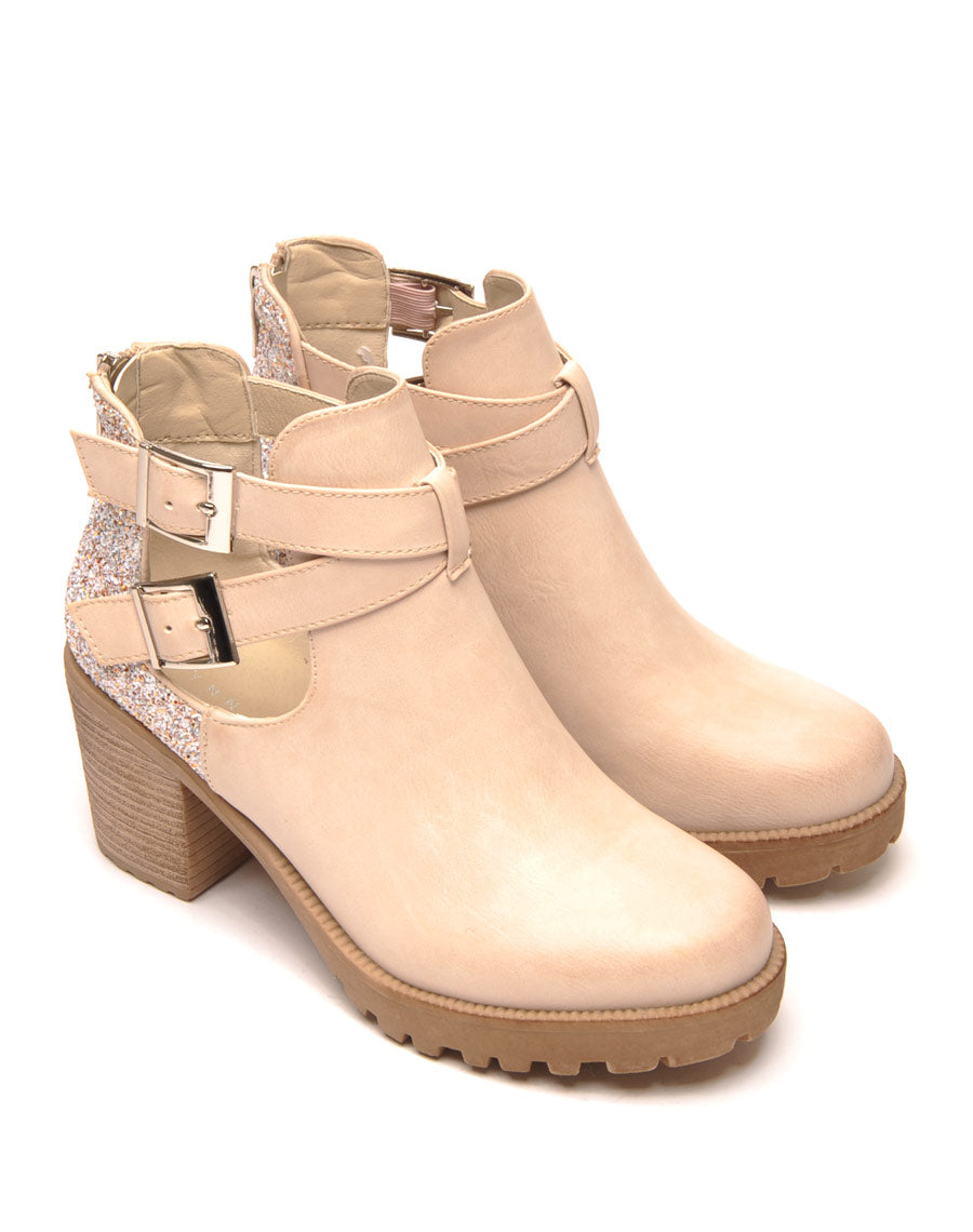 Bottines à talons beiges ajourées et pailletées