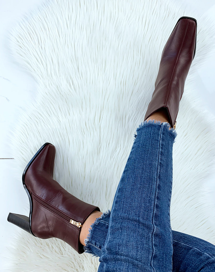 Bottines à talons bordeaux à bout carré