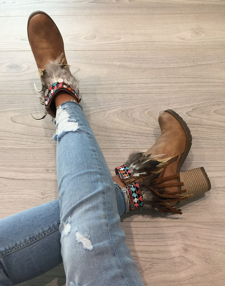Bottines à talons ethniques camelles