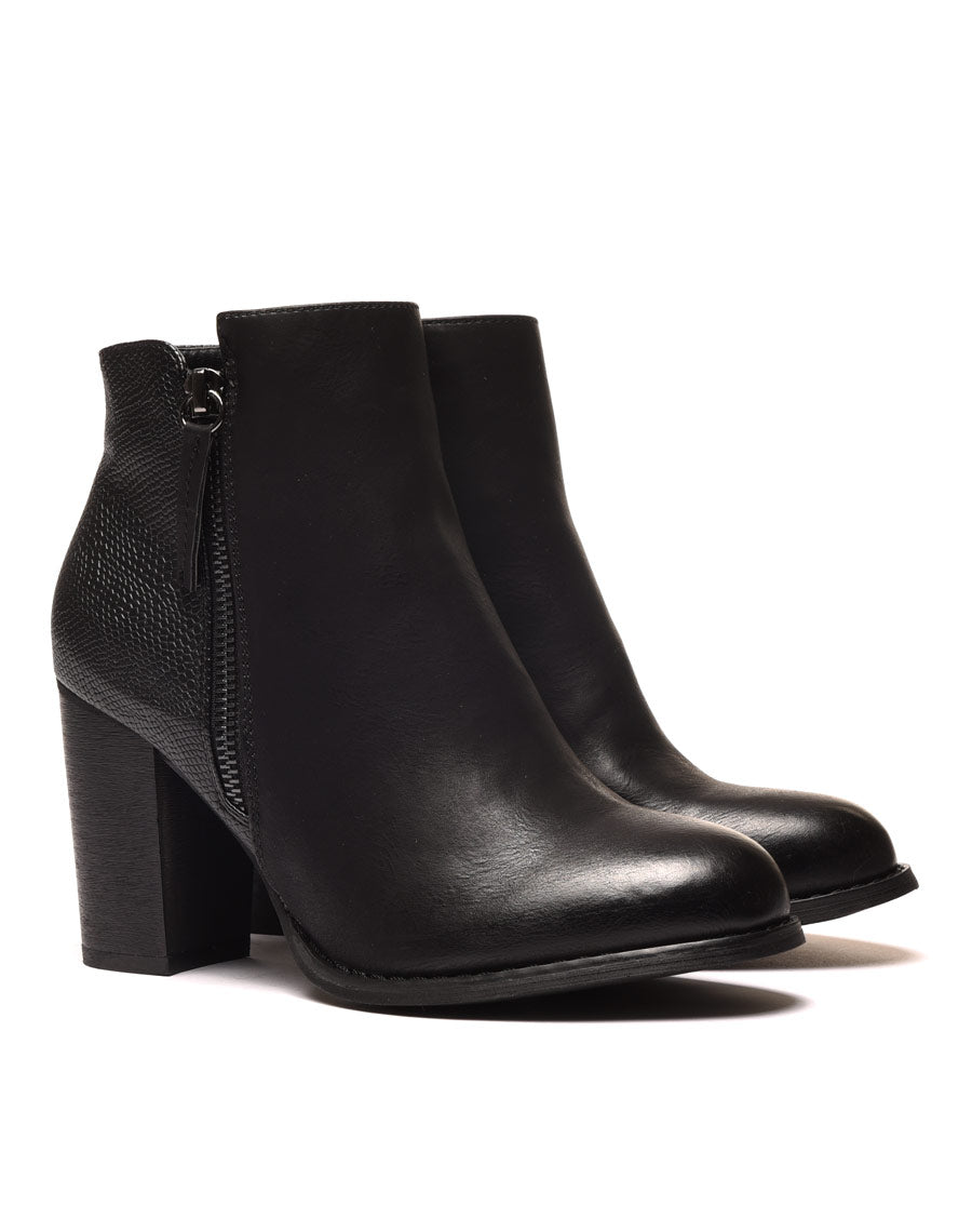 Bottines à talons noires avec motifs python