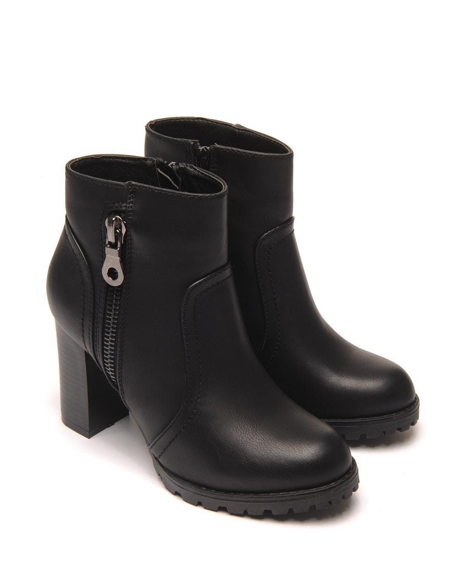 Bottines à talons noires hautes