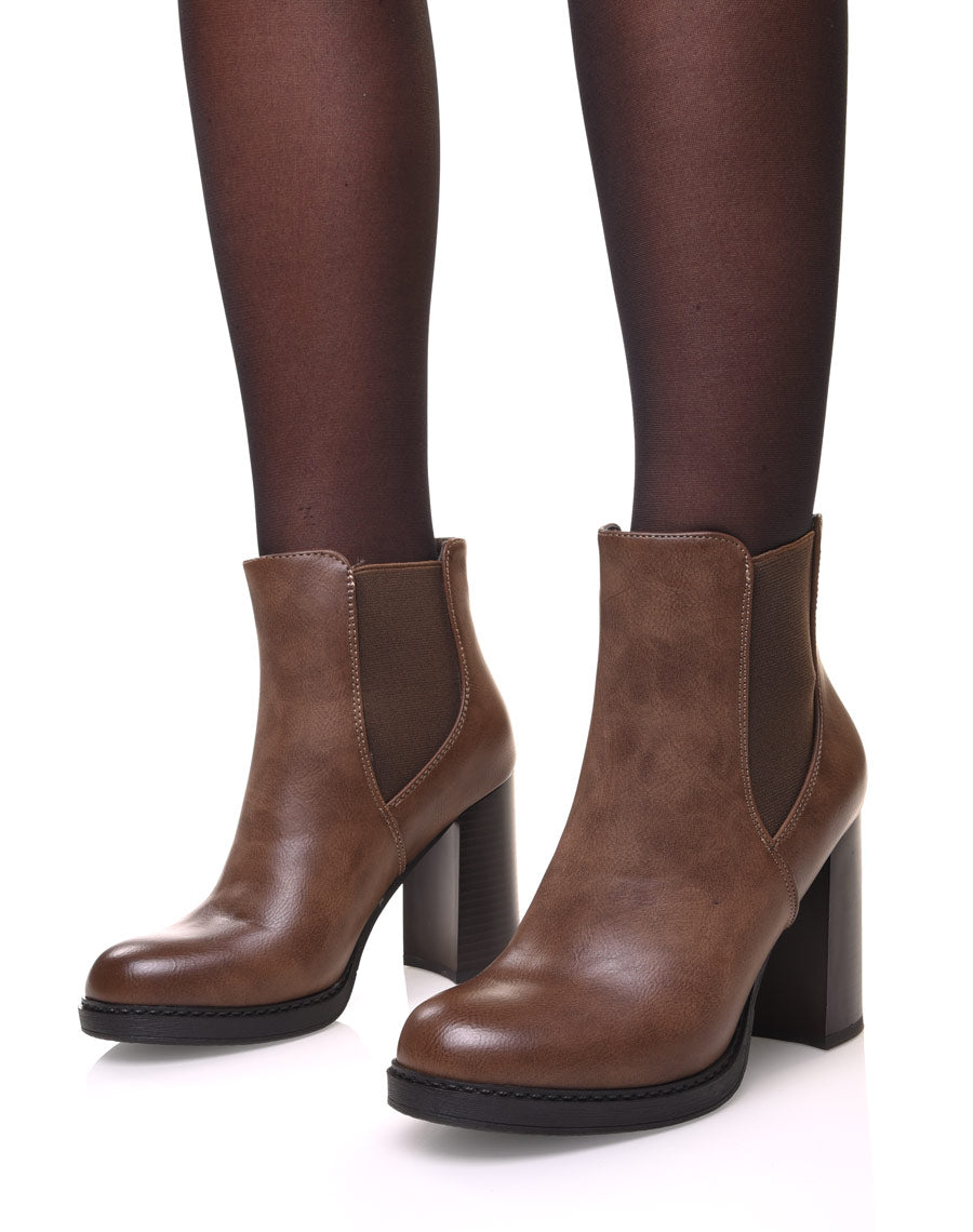 Bottines taupes semi-montantes élastiques
