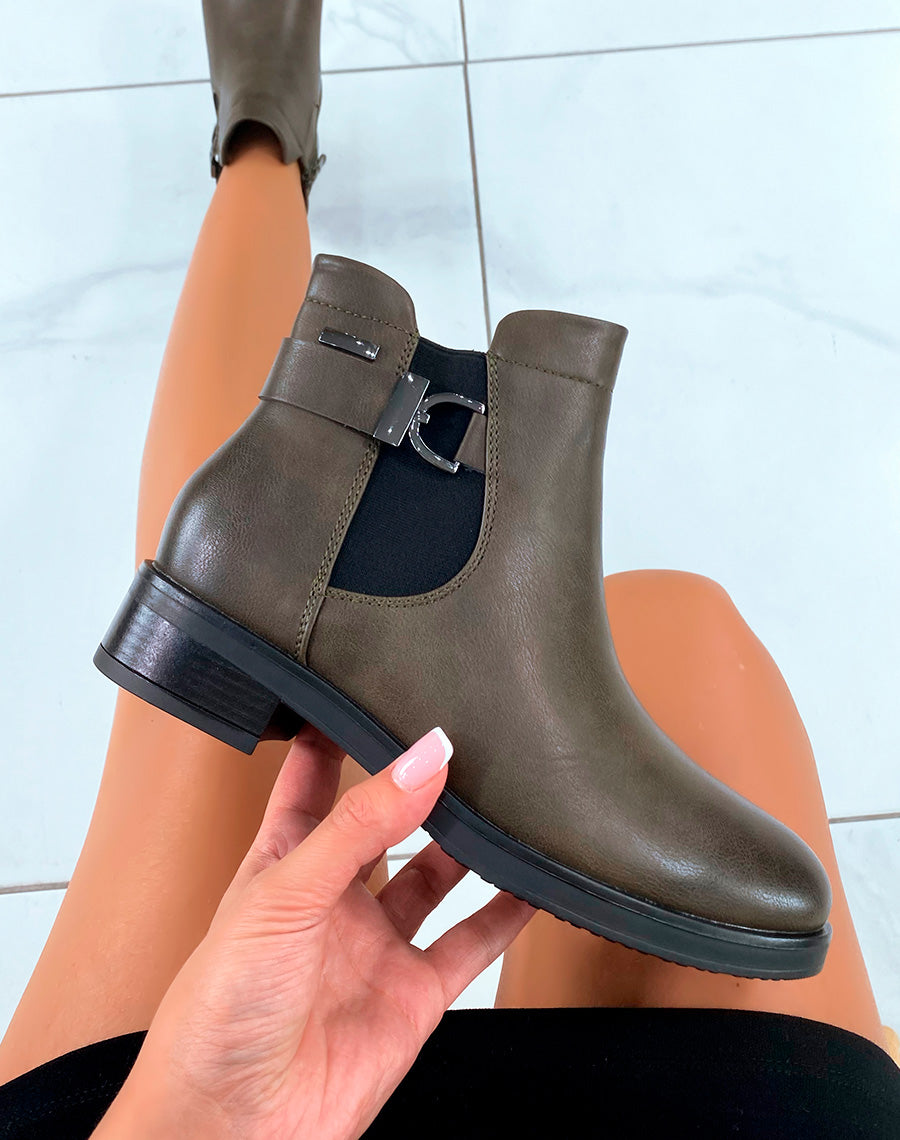 Bottines vertes kaki à élastique et détail argentés