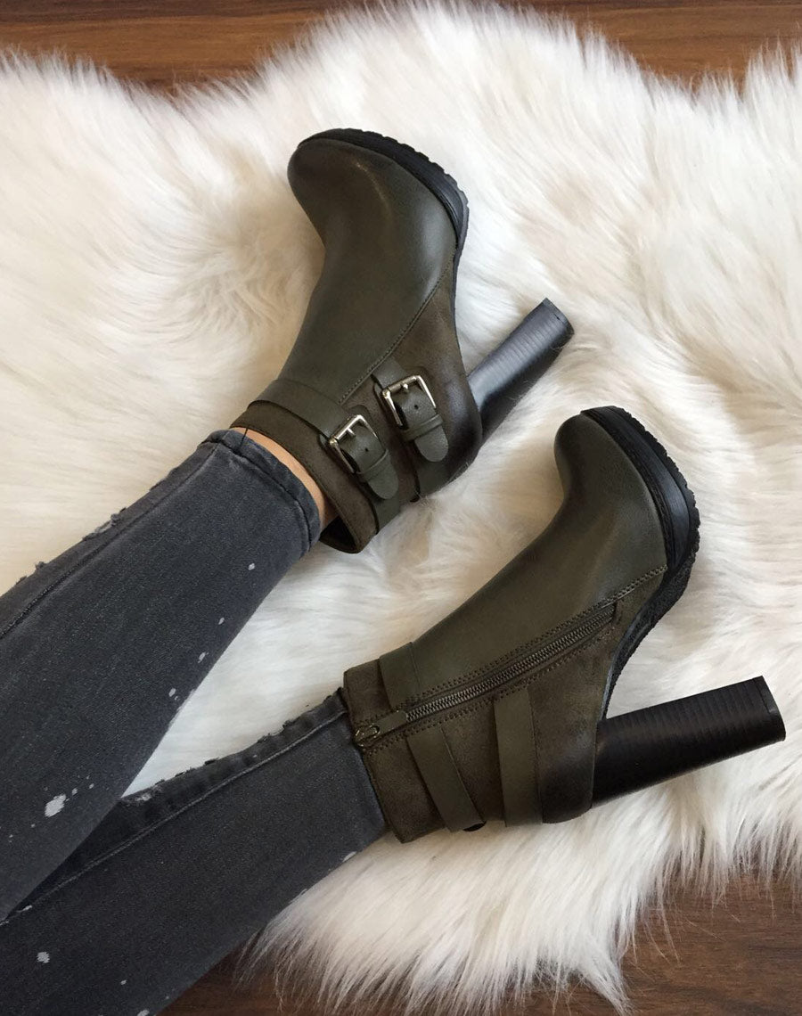 Bottines vertes à talons bi-matières