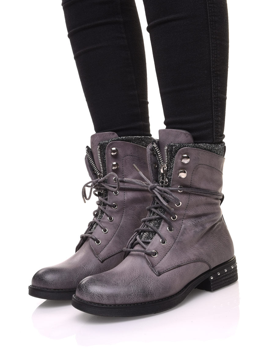 Chaussures montantes à lacets grises