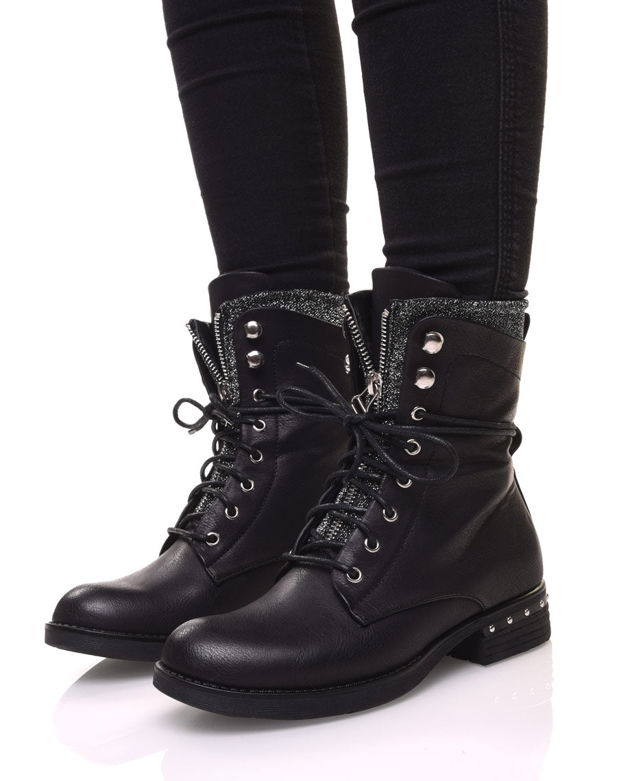Chaussures montantes à lacets noires
