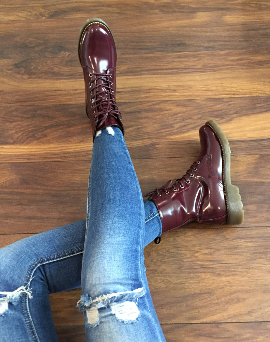 Chaussures montantes vernis bordeaux