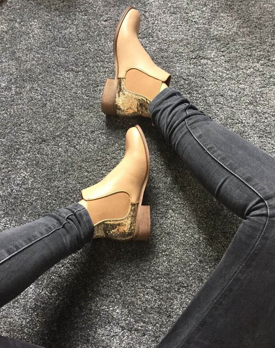 Chelsea boots camel pailletées court
