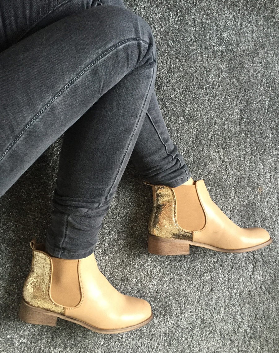 Chelsea boots camel pailletées court