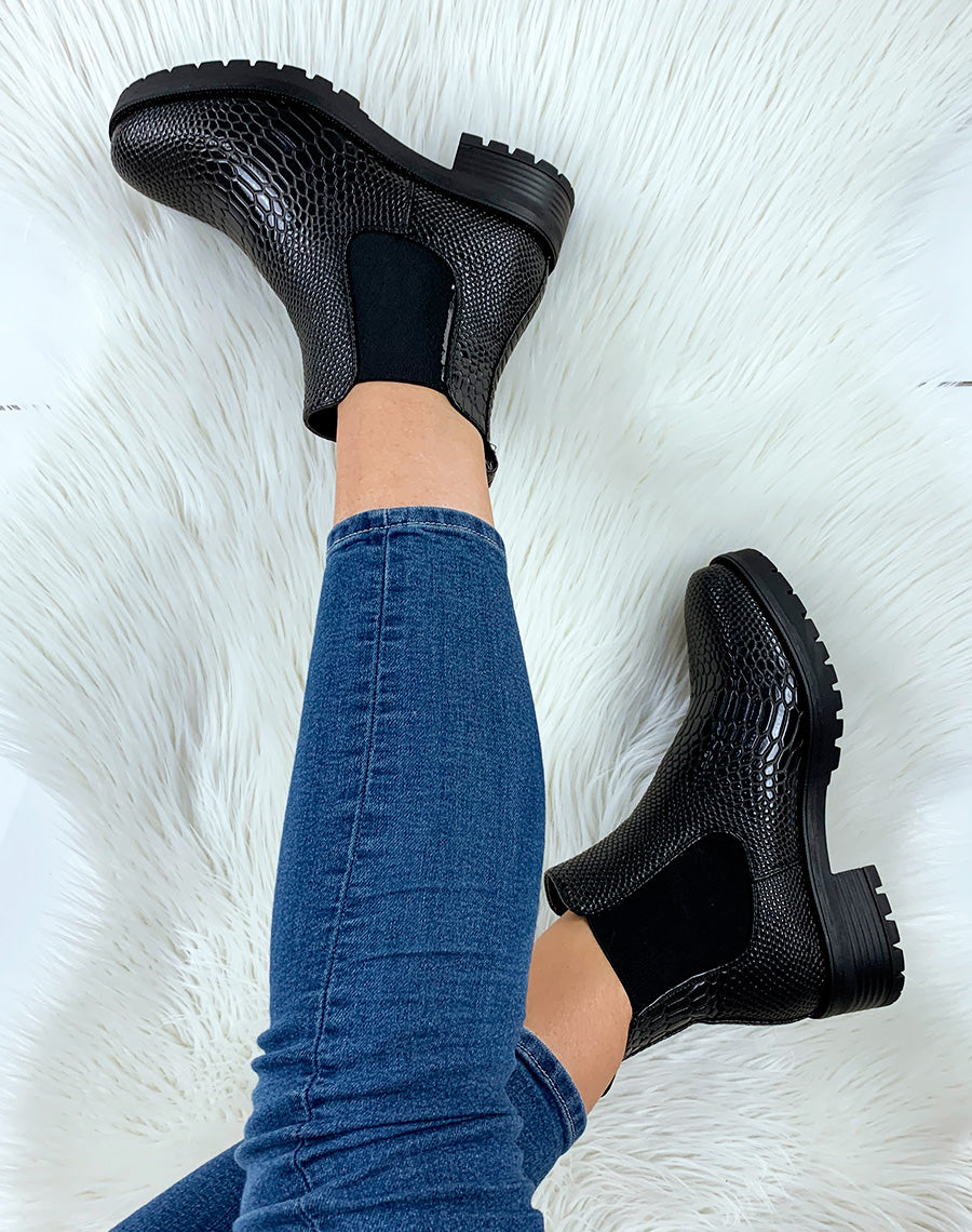 Chelsea boots noire effet croco vernie