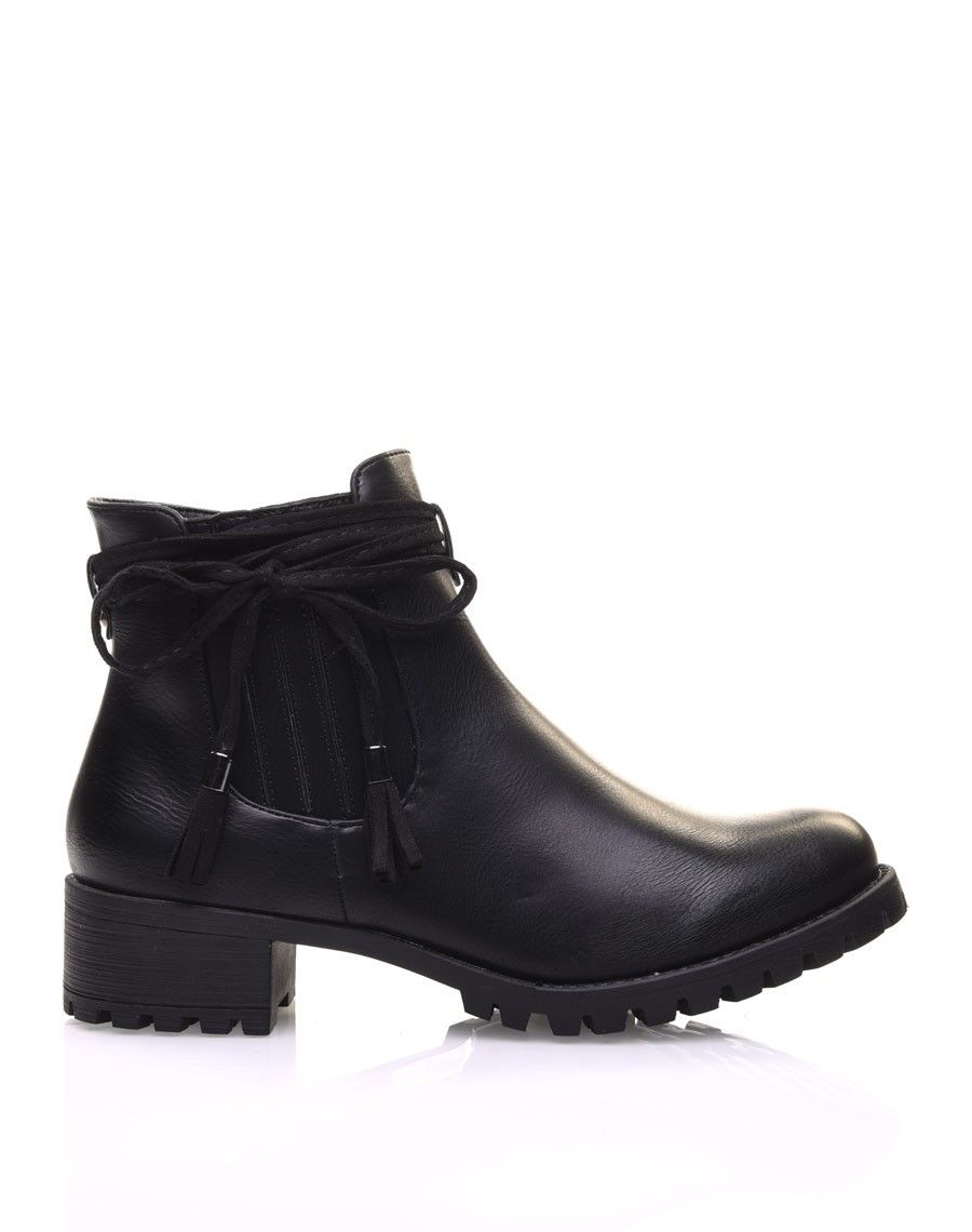 Chelsea boots noires à brides et pompons