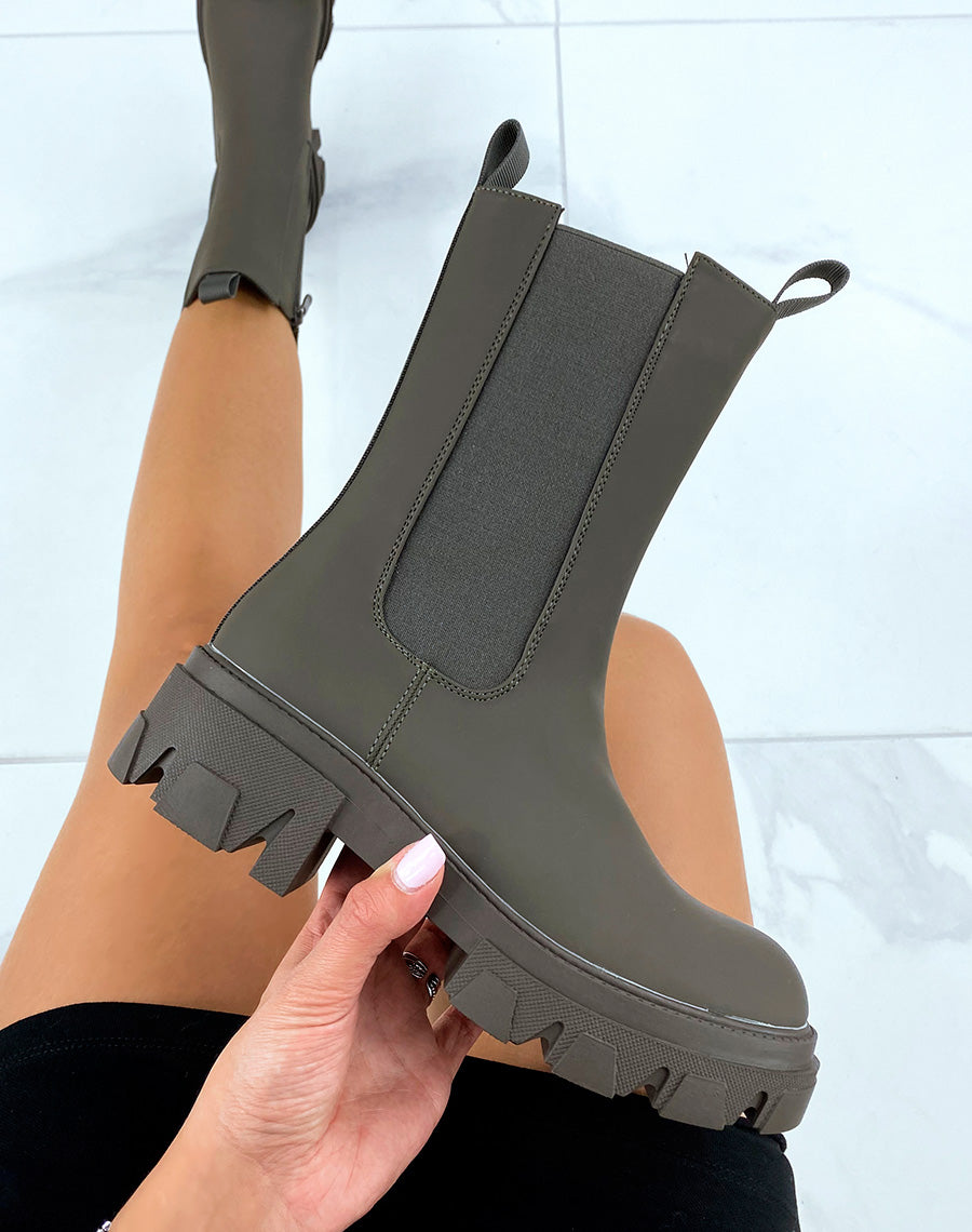 Chelsea kakis montantes à semelle talonnée et crantée