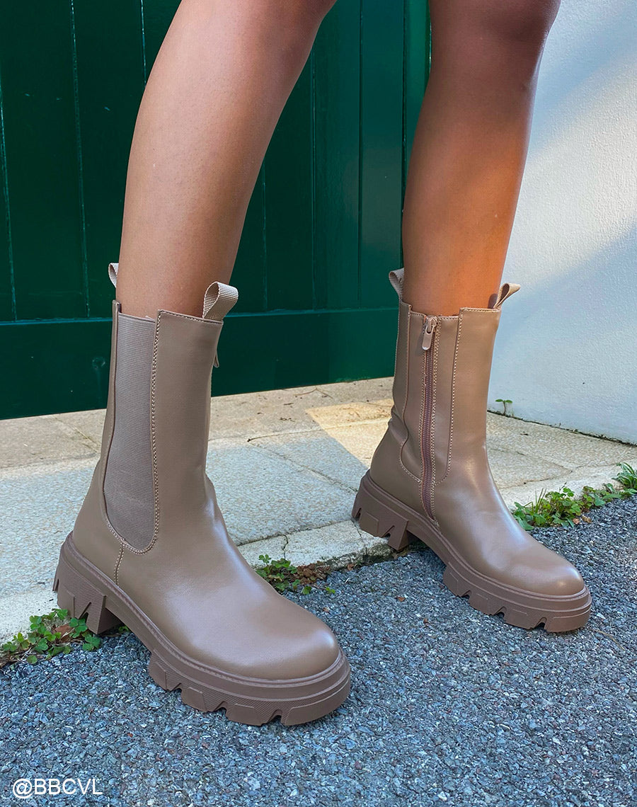 Chelsea marrons montantes à semelle talonnée et crantée