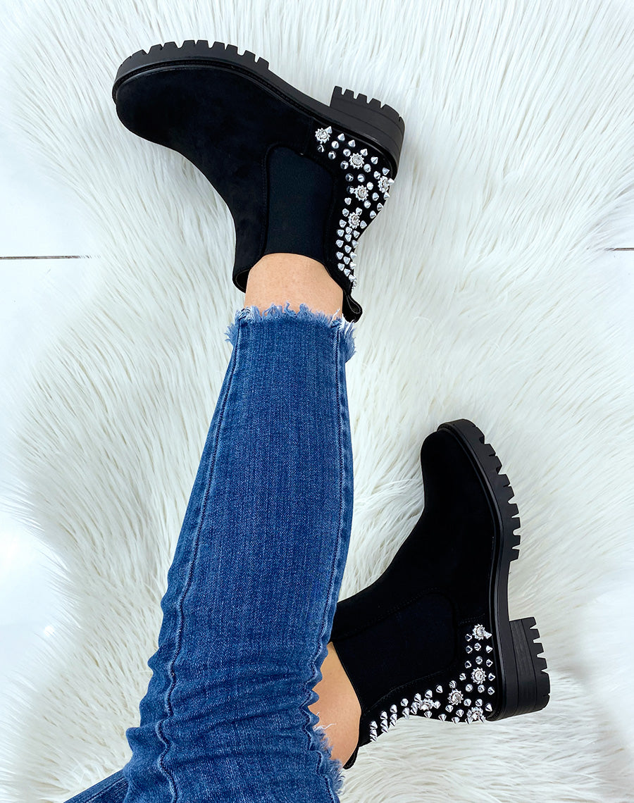 Chelsea noires à ornements effet daim