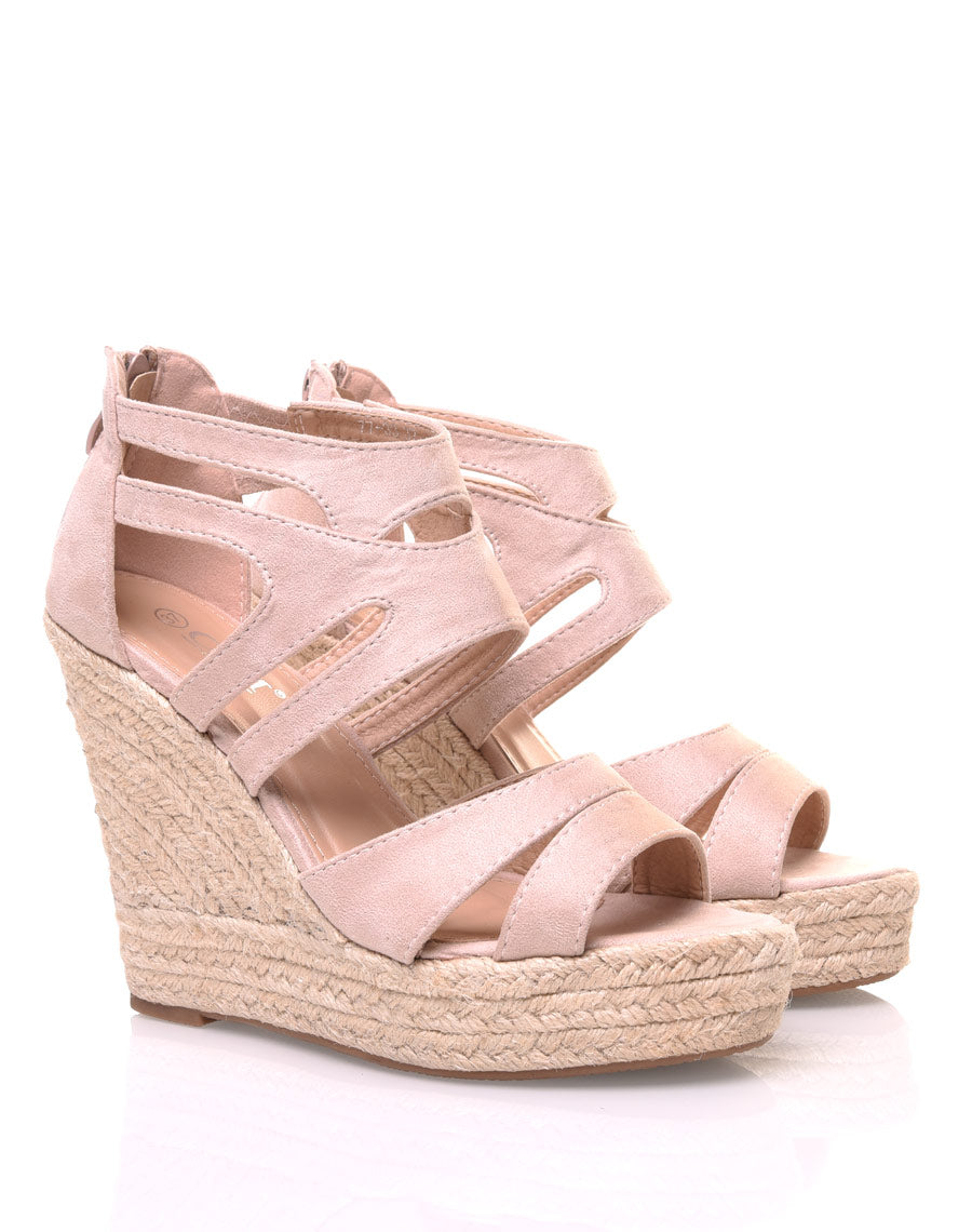 Compensées en suédine rose