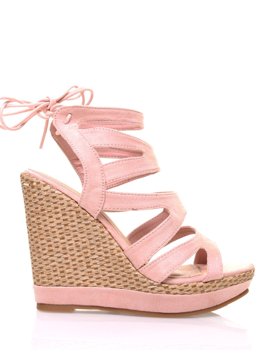 Compensées en suédine roses