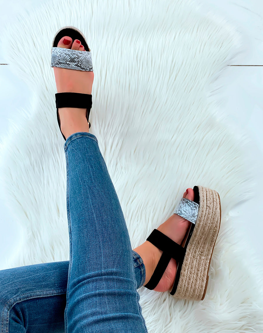 Compensées noires avec lanières impression serpent