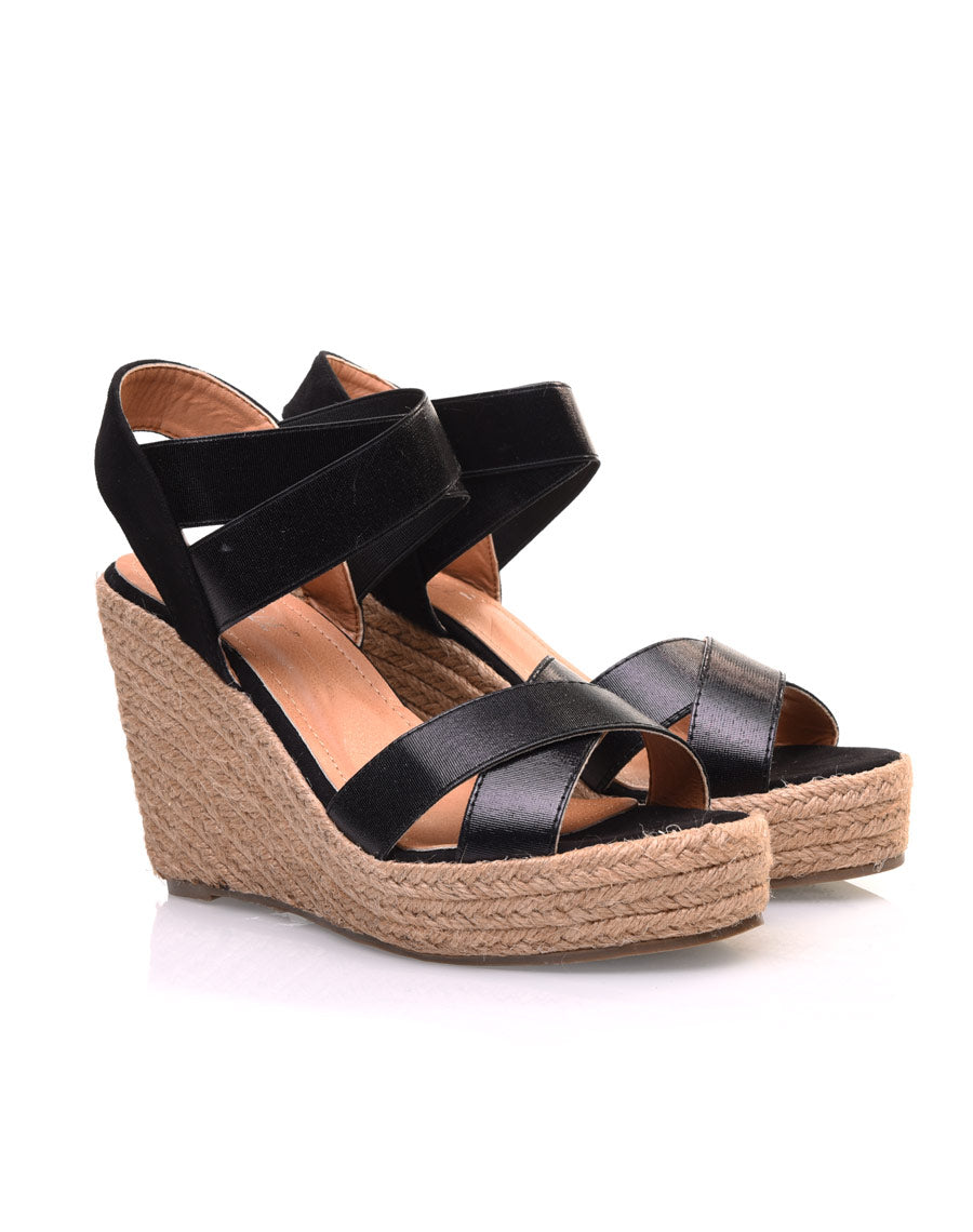 Compensées noires à brides élastiques métallisées