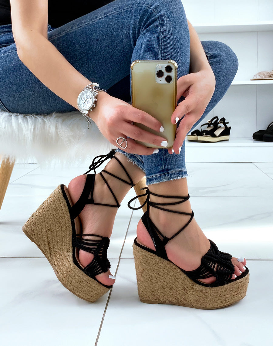 compensées noires style bohème avec lacets