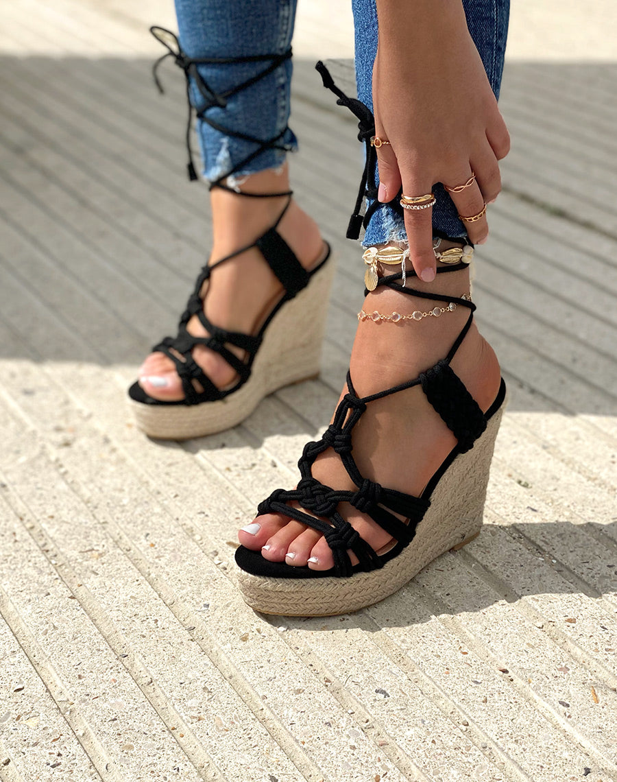 Compensées tressées noires