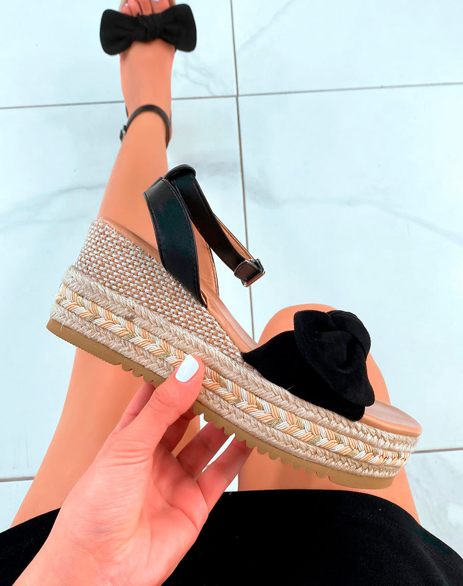 Compensés noires à noeud et talon tressé