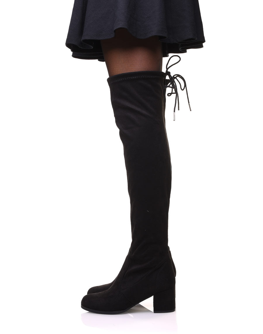 Cuissardes noires en suédine à talons mi hauts