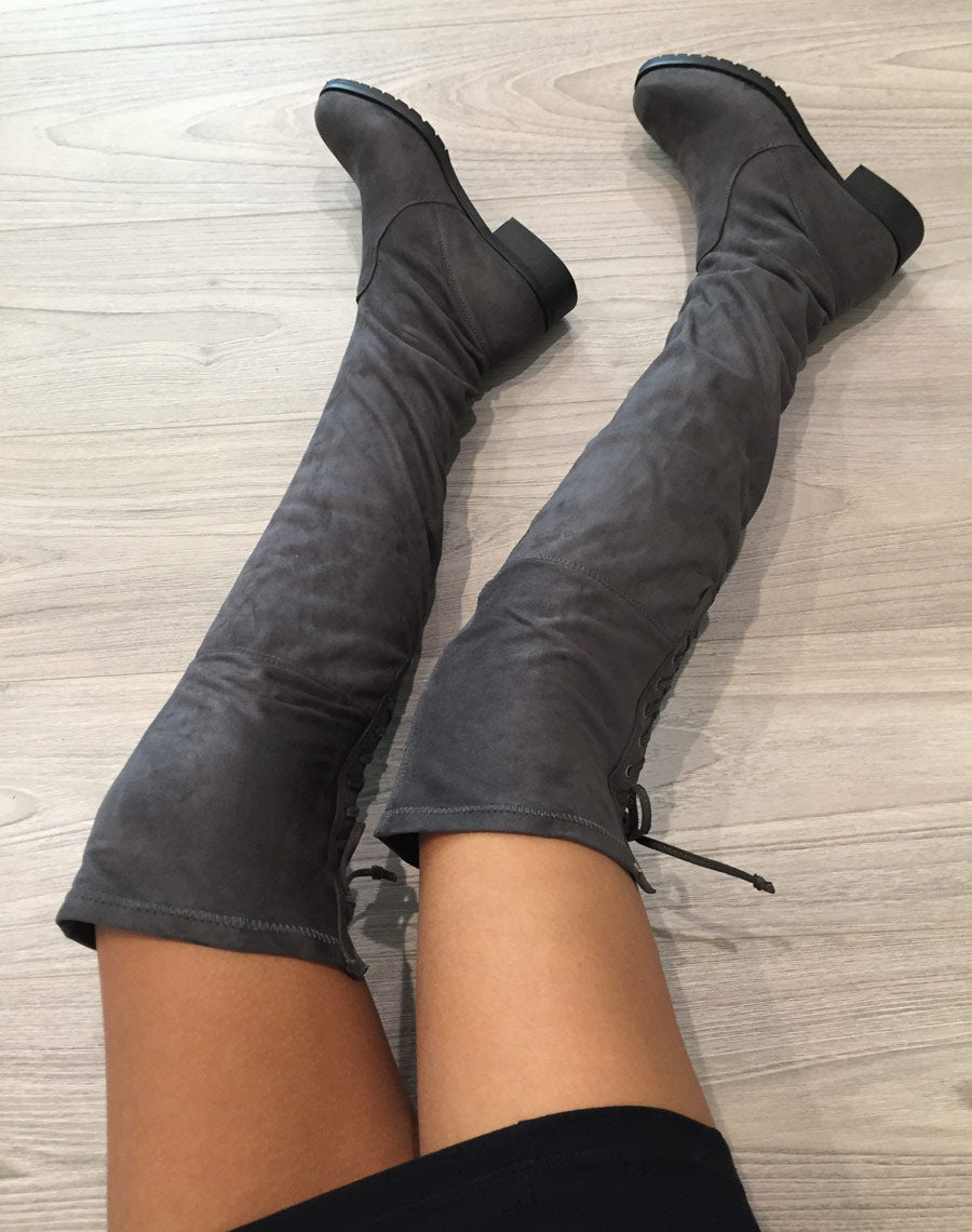 Cuissardes plates en suédine grises