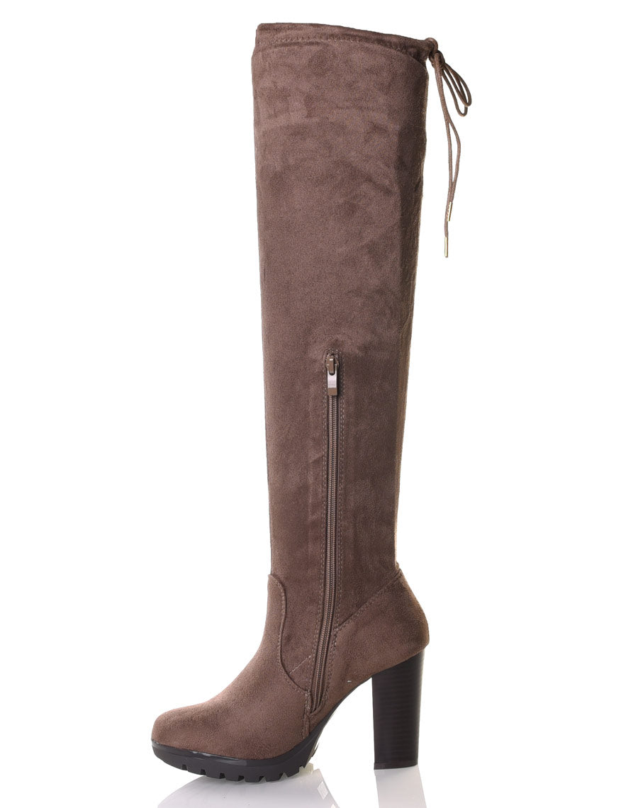 Cuissardes taupes en suédines talons hauts